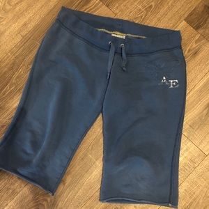 Women’s American Eagle Knee Length Terry Pants